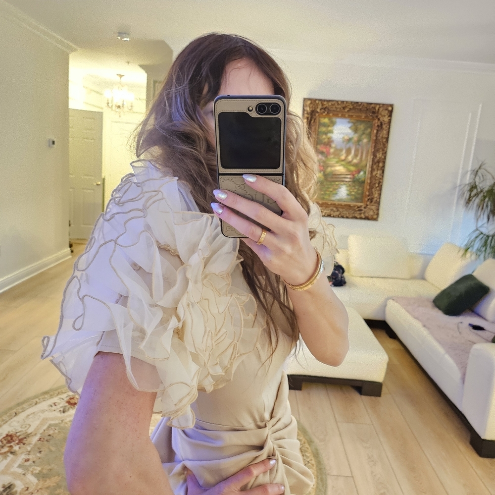Dress - Picture 7 of 12